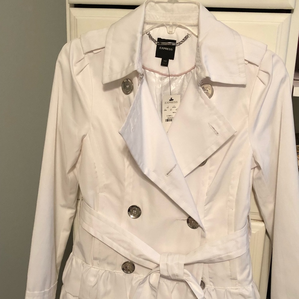 Express White Ruffle Trench - Picture 5 of 9